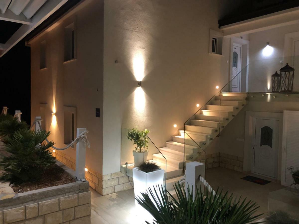 Perla Hvar Aparthotel Иван-Долац Экстерьер фото